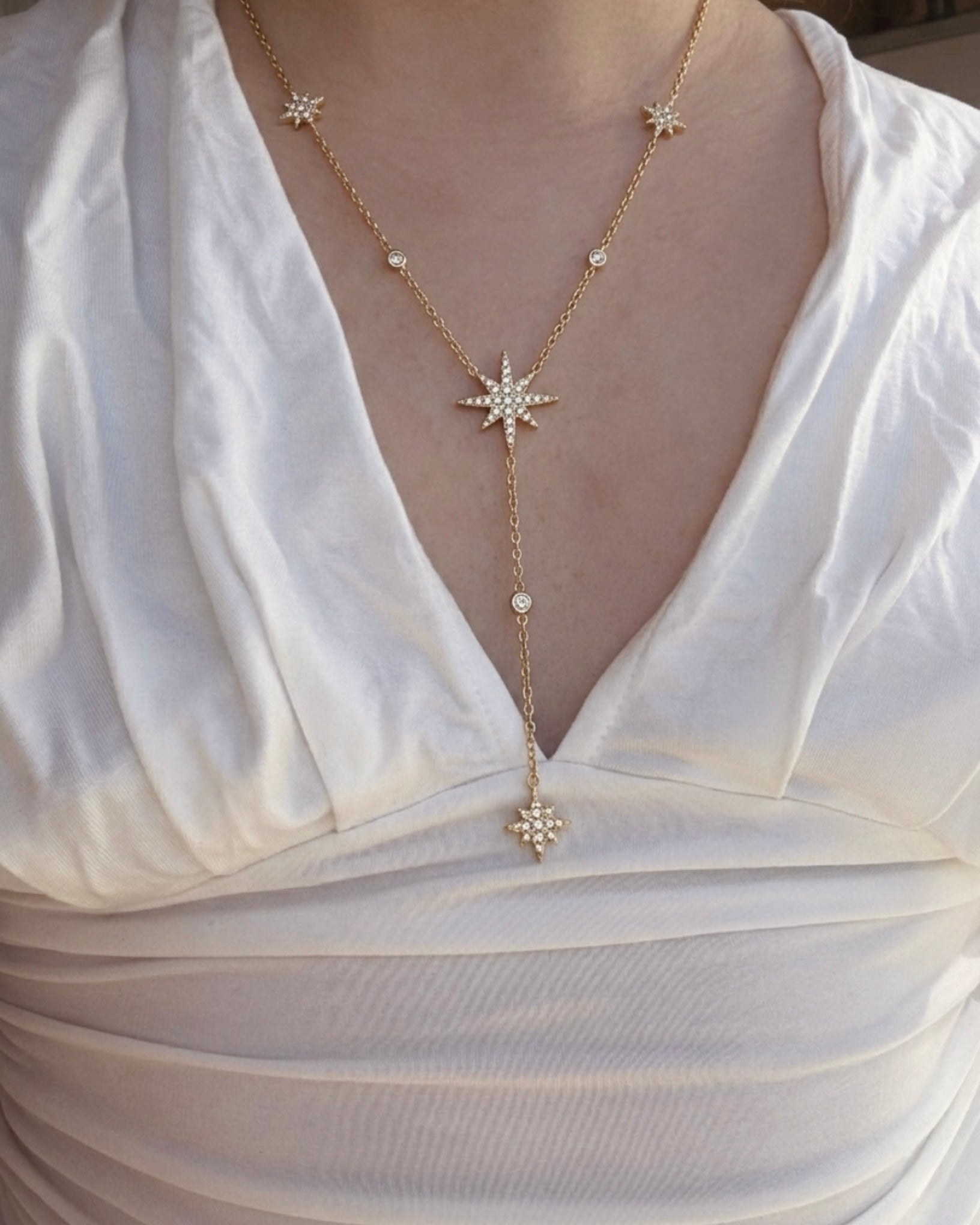COLLIER ASTRID